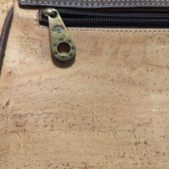 MONDATO cork crossbody bag in EEUC / vegan bag - Picture 5 of 7